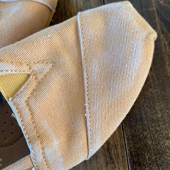 Toms Alpargata shoes. - Picture 3 of 5